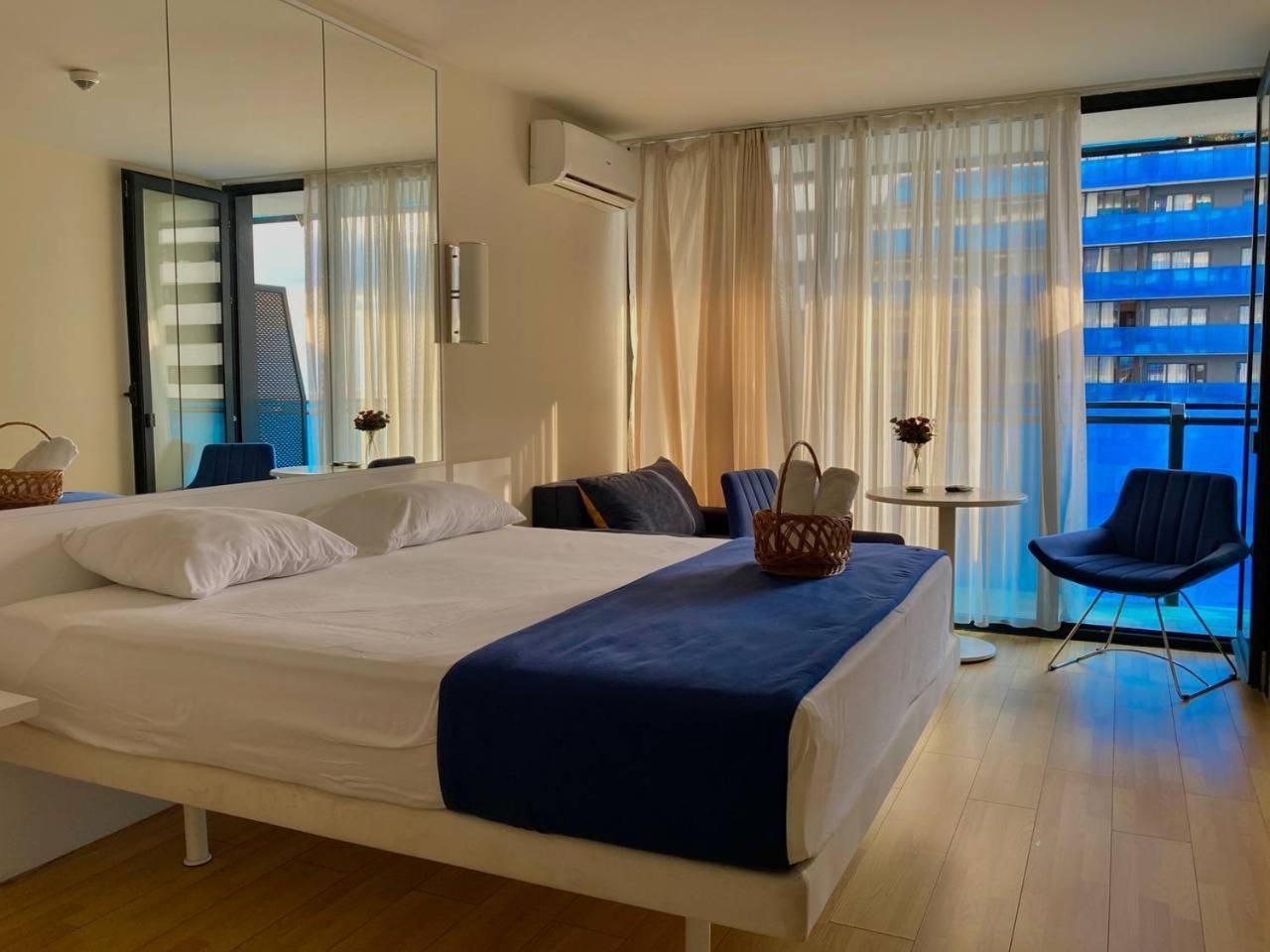 Orbi City Aparthotel Batumi Eksteriør billede