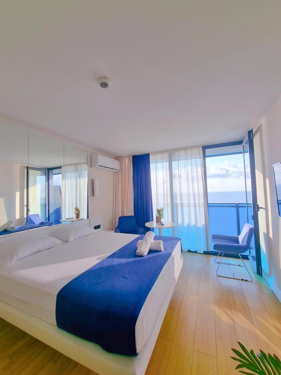 Orbi City Aparthotel Batumi Eksteriør billede